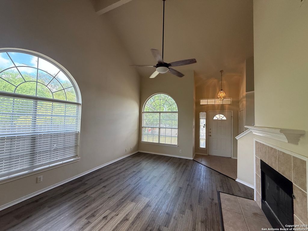 Photo of 6114 Lakeview Court, San Antonio, TX 78249 (MLS # 1880222)