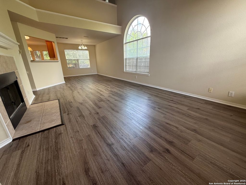 Photo of 6114 Lakeview Court, San Antonio, TX 78249 (MLS # 1880222)