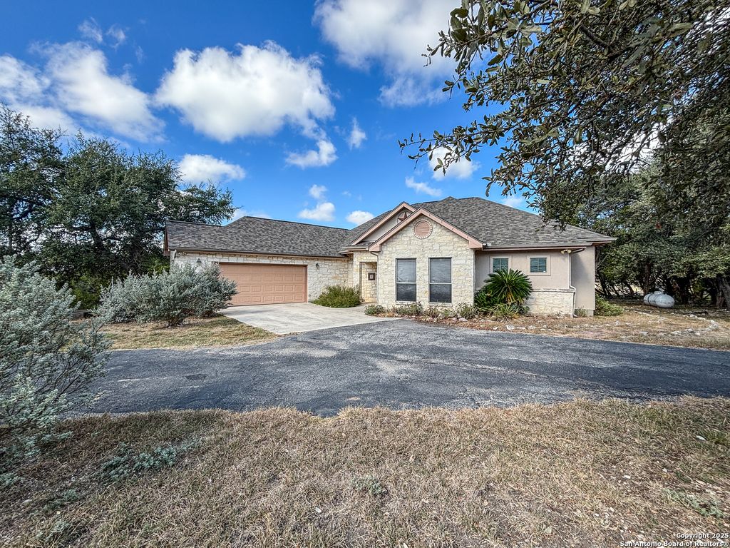 Photo of 1211 Flaman, Canyon Lake, TX 78133 (MLS # 1896635)