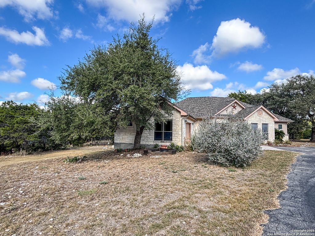 Photo of 1211 Flaman, Canyon Lake, TX 78133 (MLS # 1896635)