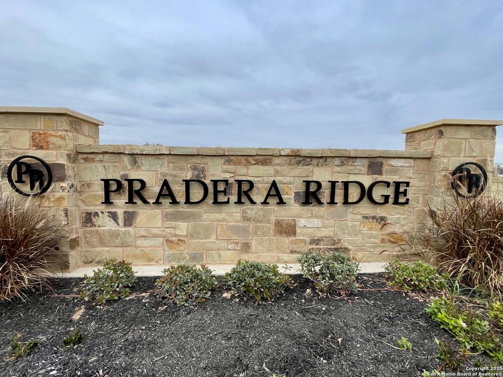 Photo of 120 Pradera Ridge, Floresville, TX 78114 (MLS # 1852996)