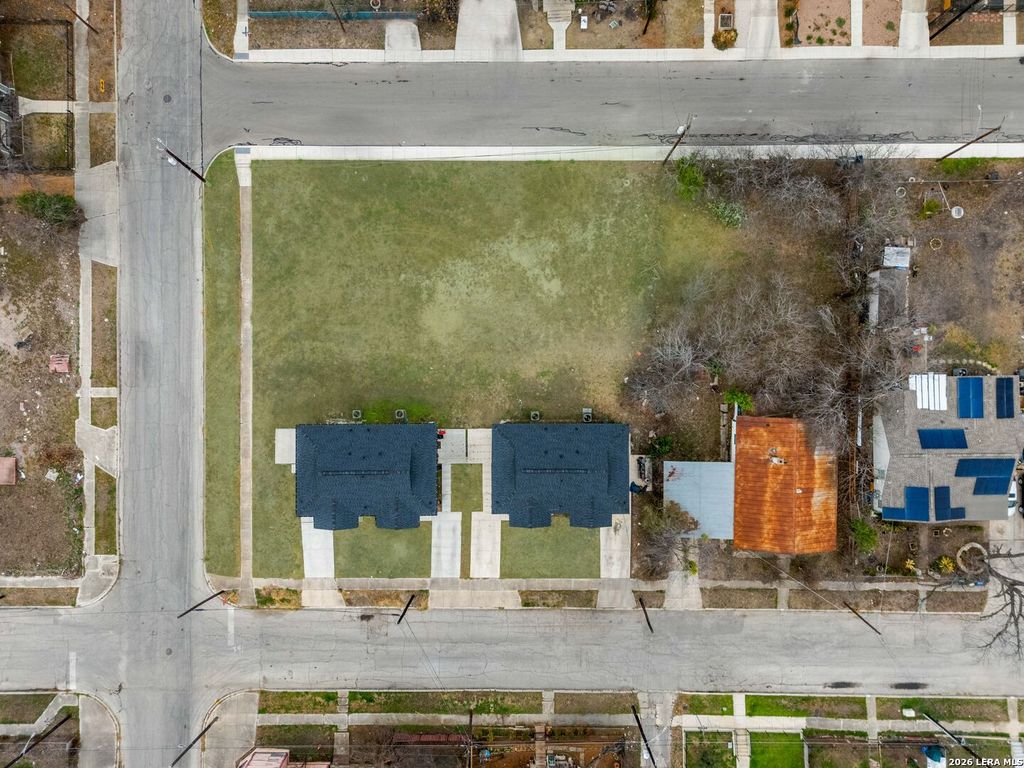 Photo of 903/907 Dawson, San Antonio, TX 78202 (MLS # 1944667)