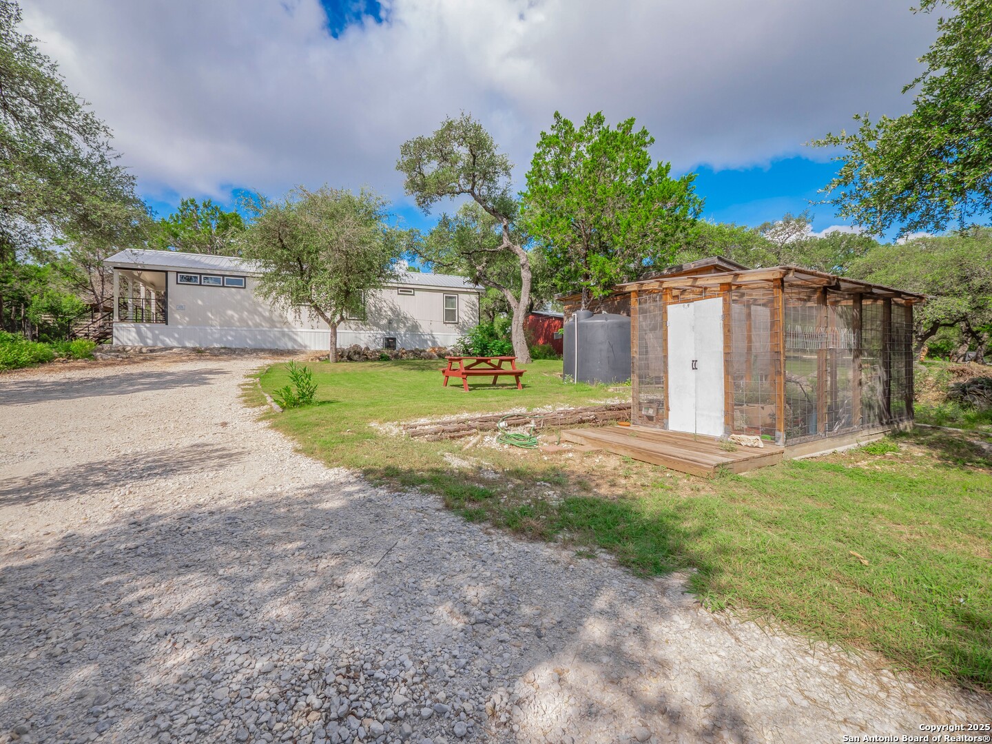 191 Shallow Springs Dr