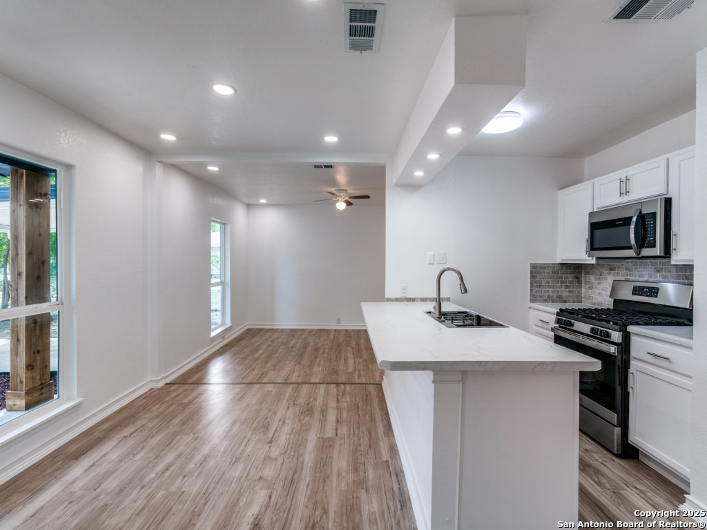 San Antonio, Texas 78220, United States, 4 Bedrooms Bedrooms, ,2 BathroomsBathrooms,Residential,Active,179127