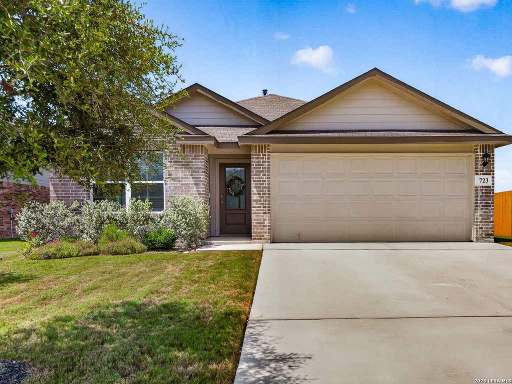 Photo of 723 Overlook Rdg, Cibolo, TX 78108 (MLS # 2007706)
