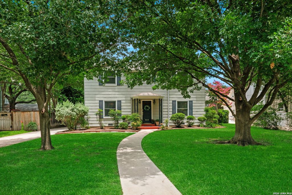Photo of 405 CANTERBURY HILL ST, San Antonio, TX 78209 (MLS # 1990355)