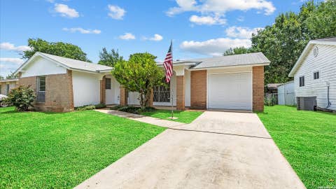 Photo of 1036 RICHMOND DR, Schertz, TX 78154 (MLS # 2002066)