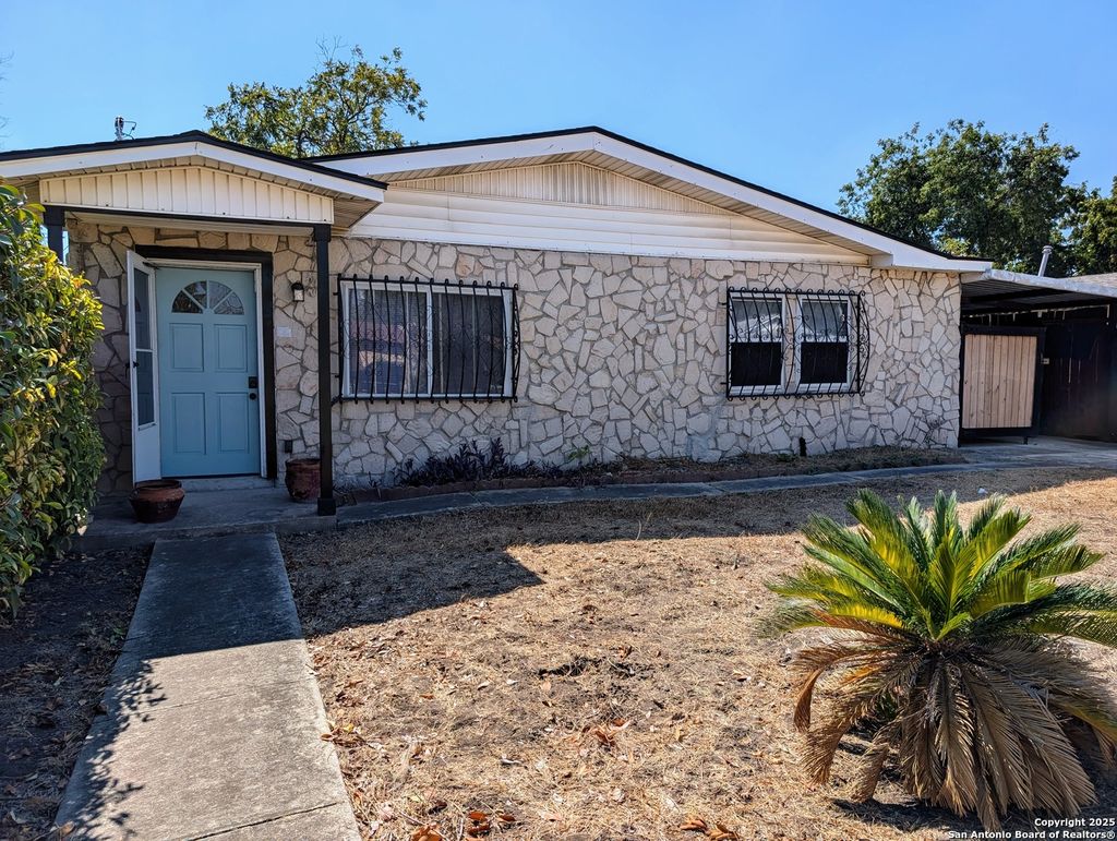 Photo of 26 Vickers, San Antonio, TX 78211 (MLS # 1916047)