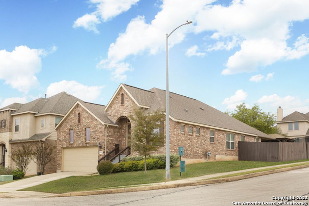 Photo of 7903 Anza Run, Boerne, TX 78015 (MLS # 1953944)