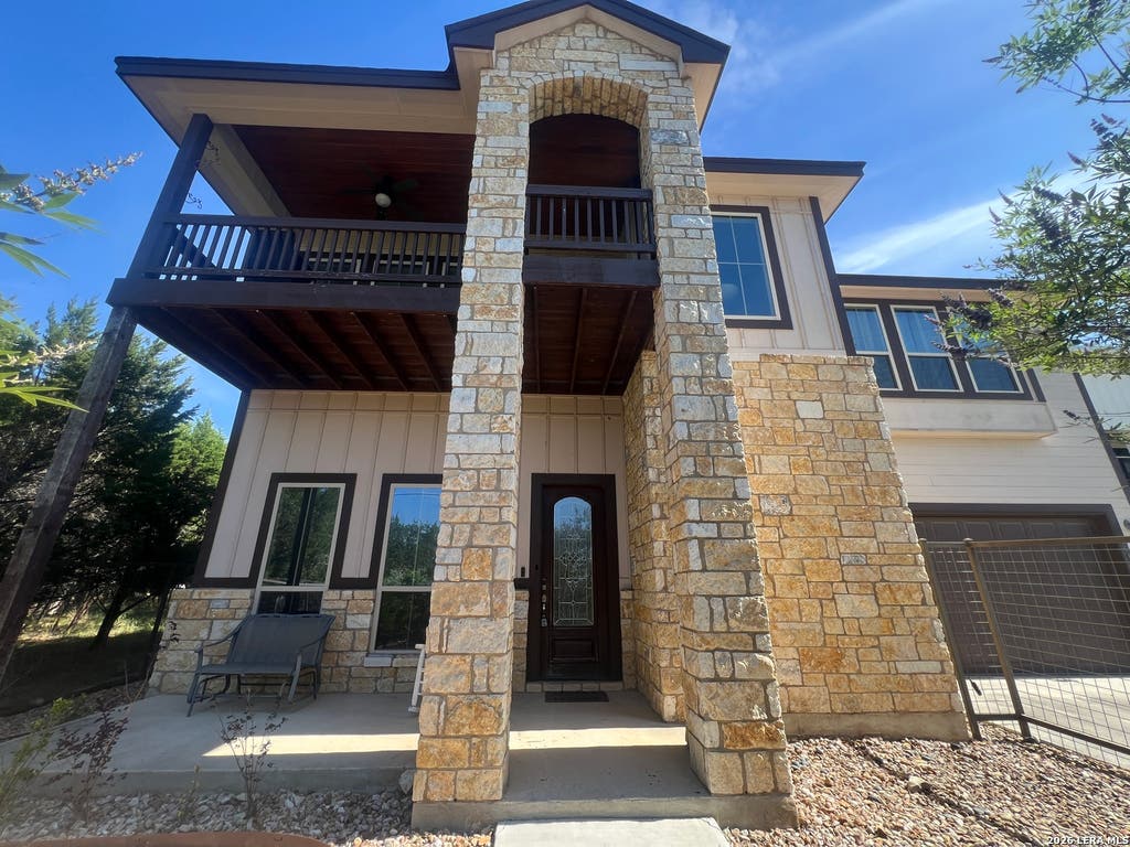 Photo of 618 Wagon Wheel Dr, Canyon Lake, TX 78133 (MLS # 1967060)
