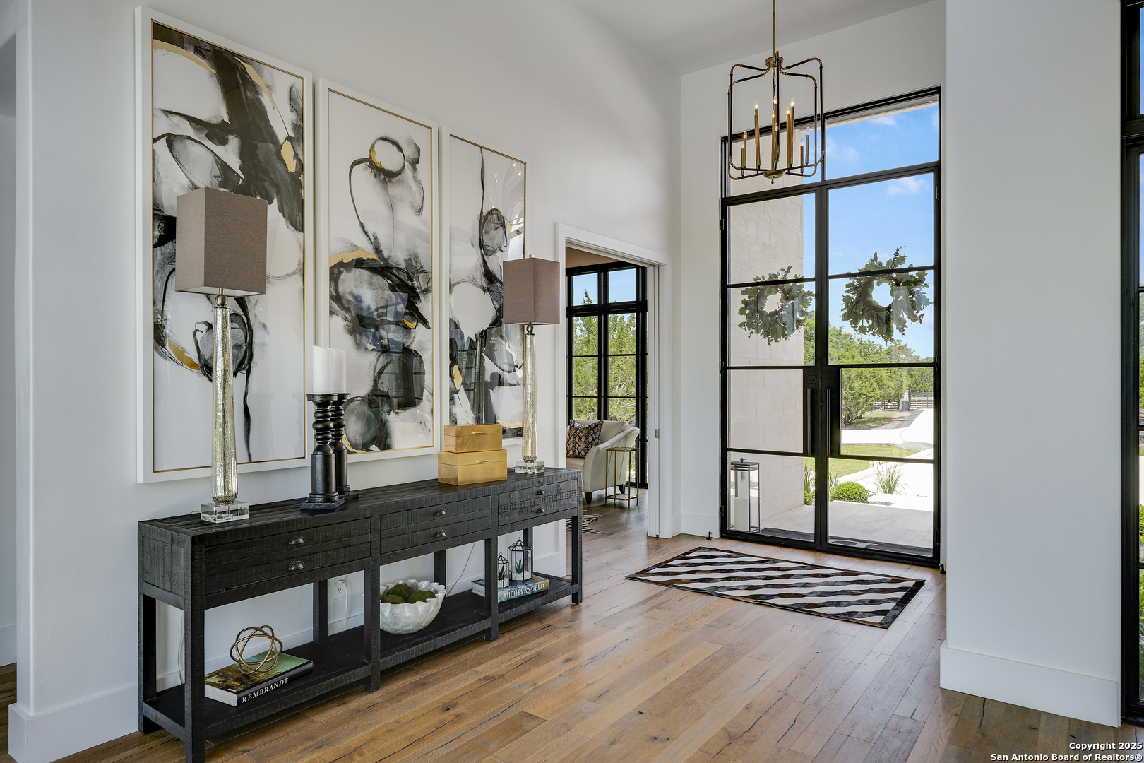 121 Greystone Point