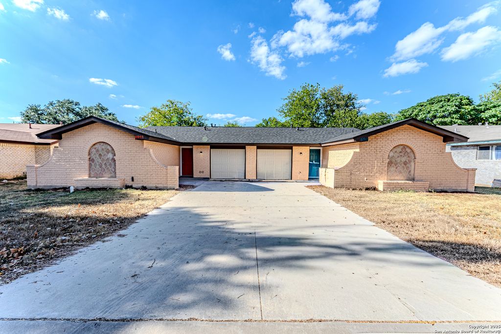Photo of 6915 Forest Meadow, San Antonio, TX 78240 (MLS # 1956082)