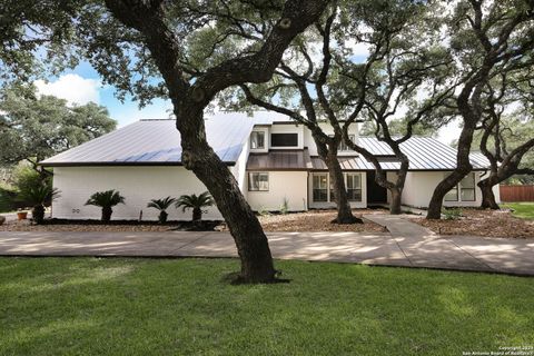 29266 Seabiscuit Dr Fair Oaks Ranch TX 78015