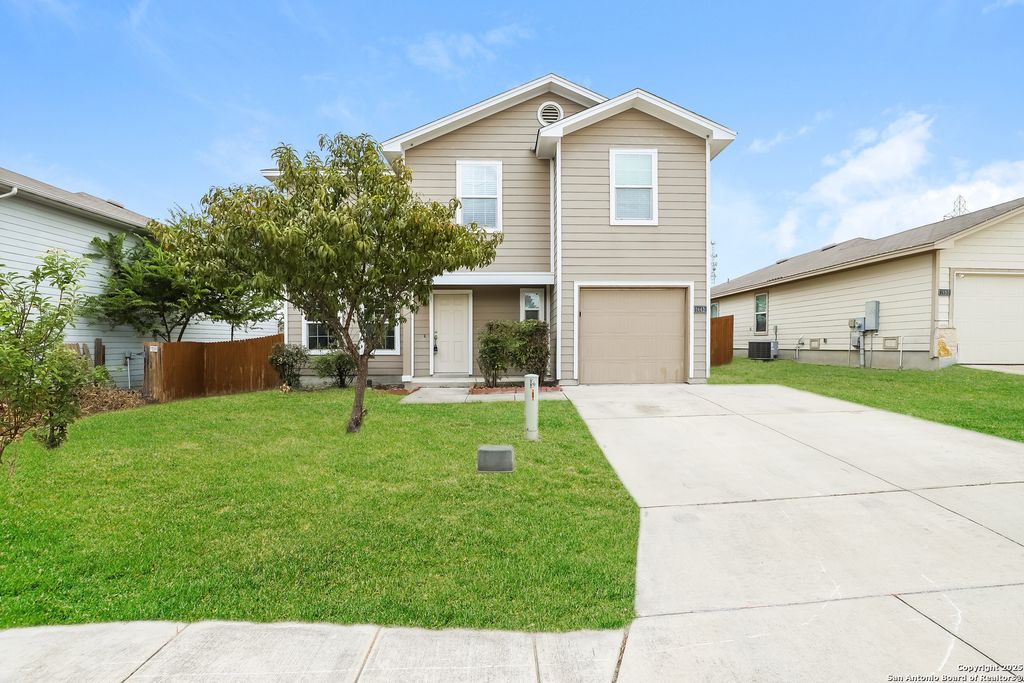 Photo of 1442 Frio run, San Antonio, TX 78245 (MLS # 1923677)
