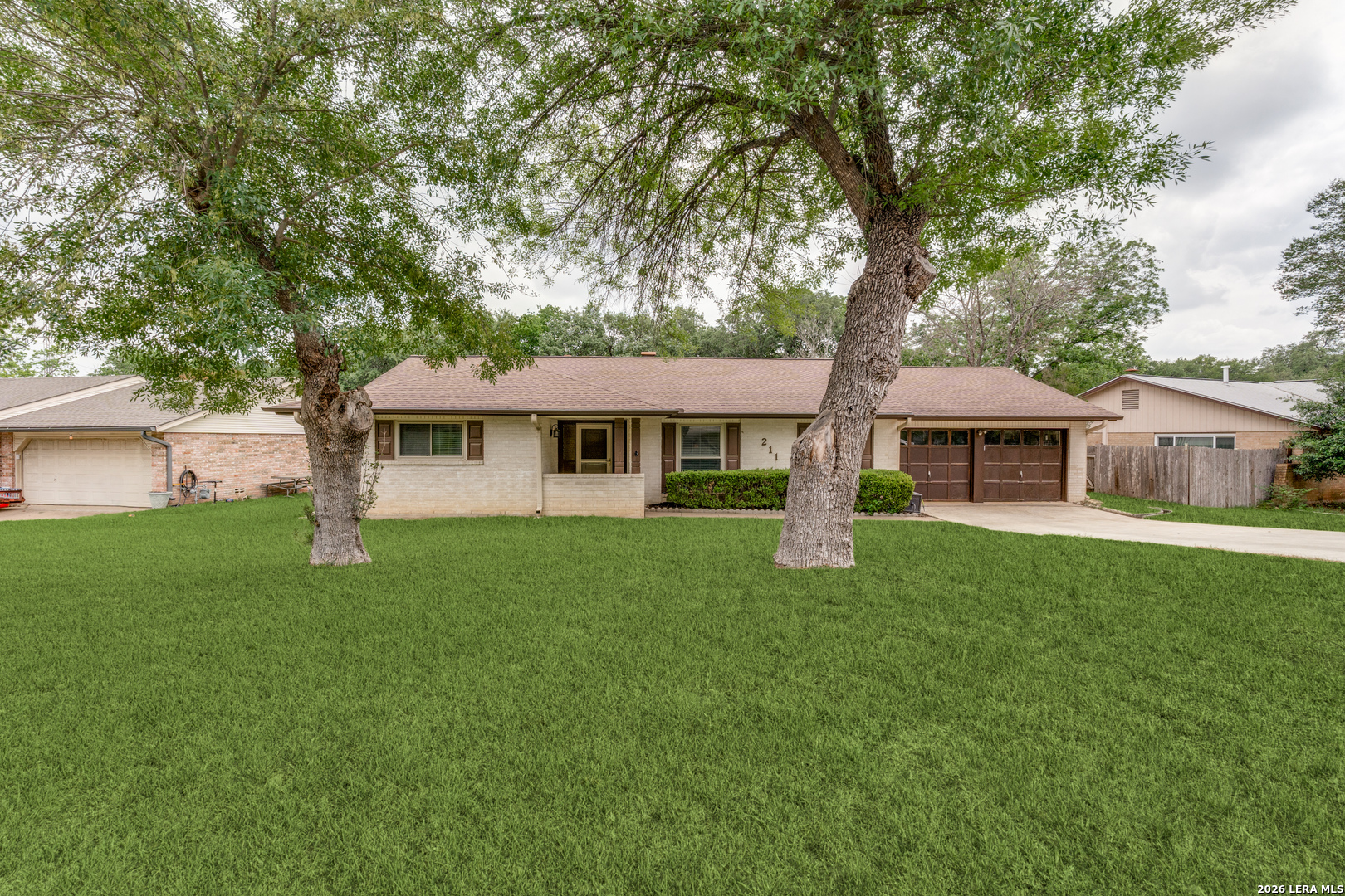 211 FORREST TRL