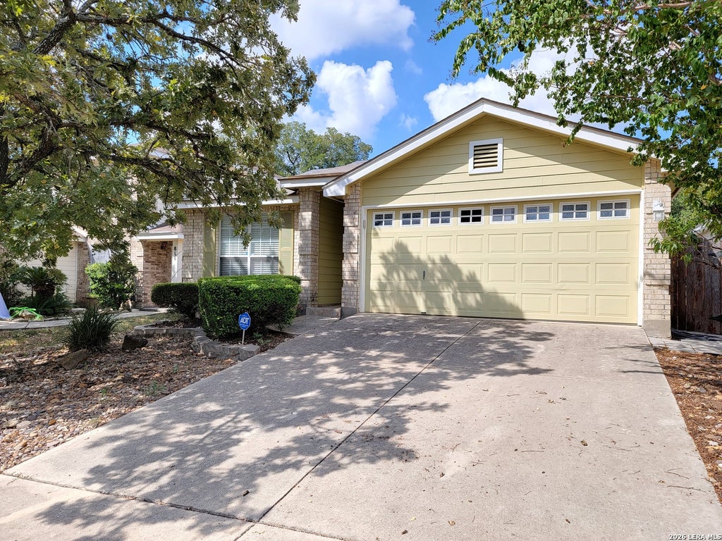 Photo of 815 BOBCAT CRK, San Antonio, TX 78251 (MLS # 2017549)
