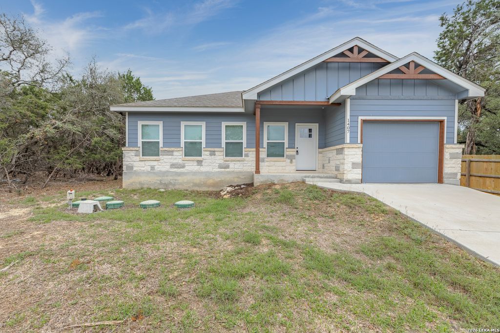 Photo of 1407 TANGLEWOOD TRL, Spring Branch, TX 78070 (MLS # 1961625)