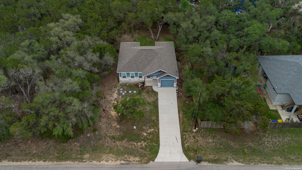 Photo of 1407 TANGLEWOOD TRL, Spring Branch, TX 78070 (MLS # 1961625)