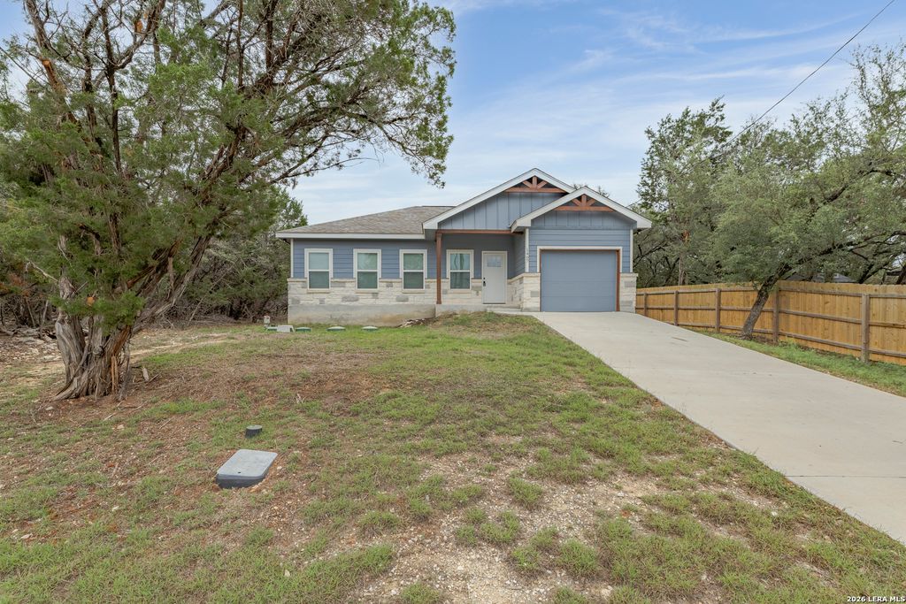 Photo of 1407 TANGLEWOOD TRL, Spring Branch, TX 78070 (MLS # 1961625)
