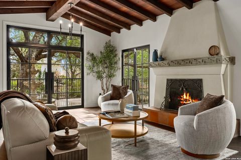 215 Canyon Dr Alamo Heights TX 78209