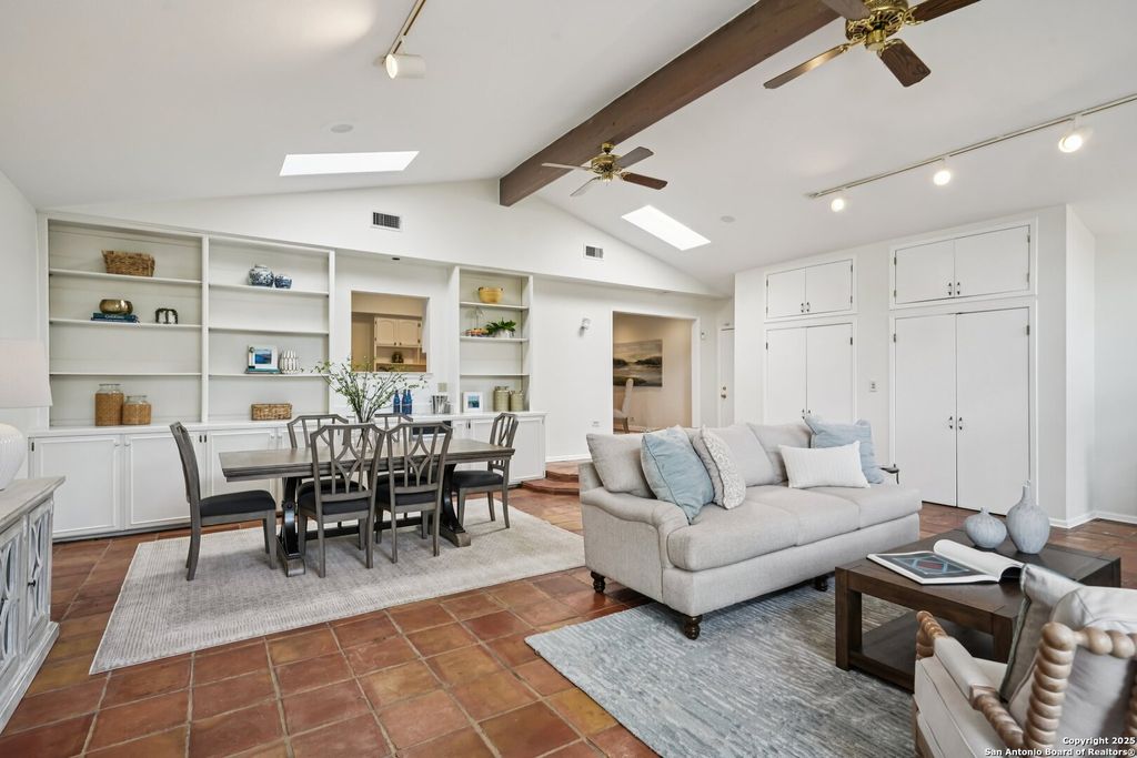 Photo of 419 Woodcrest Dr, San Antonio, TX 78209 (MLS # 1871093)