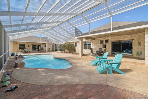 Photo of 85 Rio Colorado, Boerne, TX 78006 (MLS # 1917908)