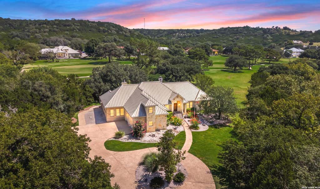Photo of 111 White Tail Dr, Boerne, TX 78006 (MLS # 2005690)