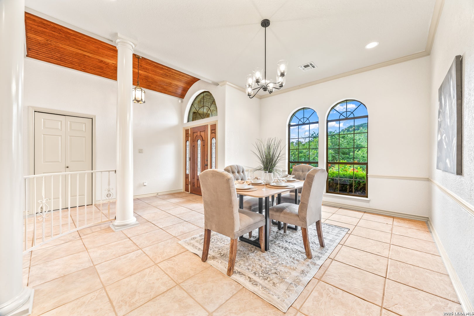 111 White Tail Dr