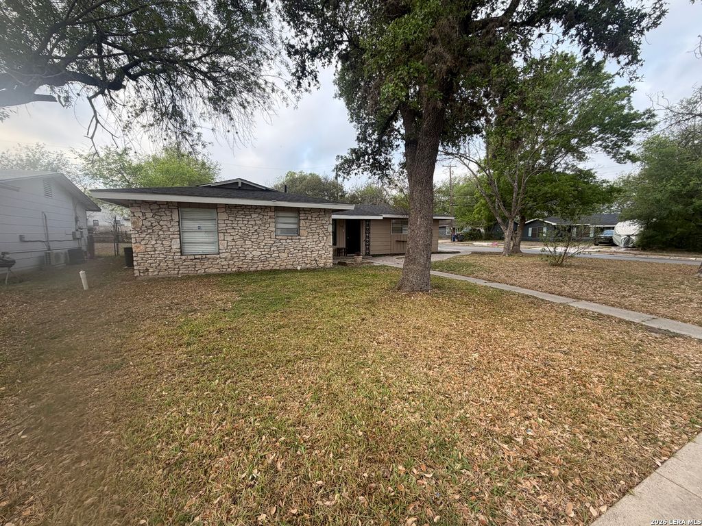 Photo of 7918 Paint, San Antonio, TX 78227 (MLS # 1955661)