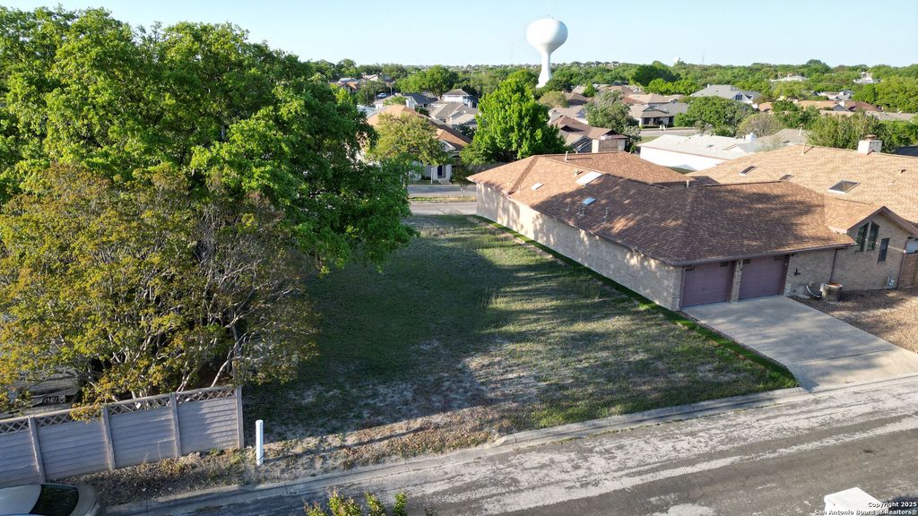 Photo of 5906 Brook Fls, Windcrest, TX 78239 (MLS # 1897745)