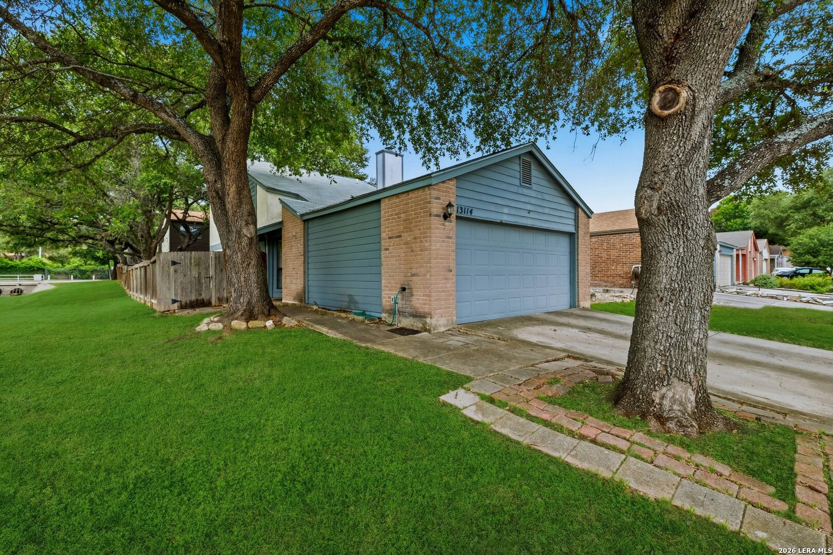 13114 BROOK GARDEN LN