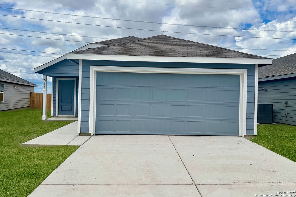 Photo of 9178 Colonel Trail, Seguin, TX 78155 (MLS # 1897348)