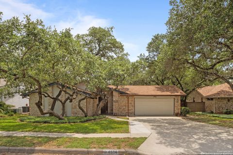 4514 Black Walnut Woods San Antonio TX 78249
