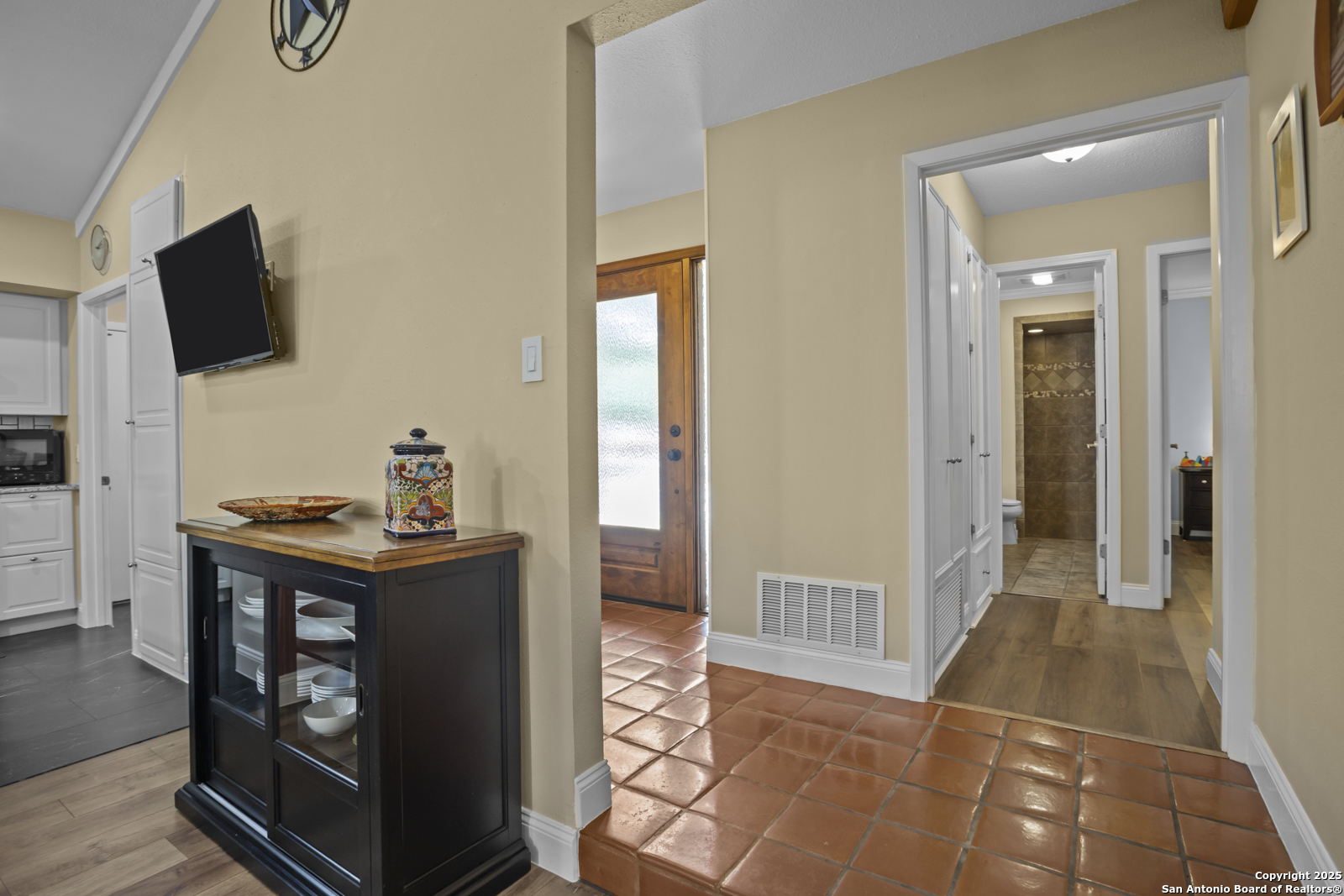 4514 Black Walnut Woods