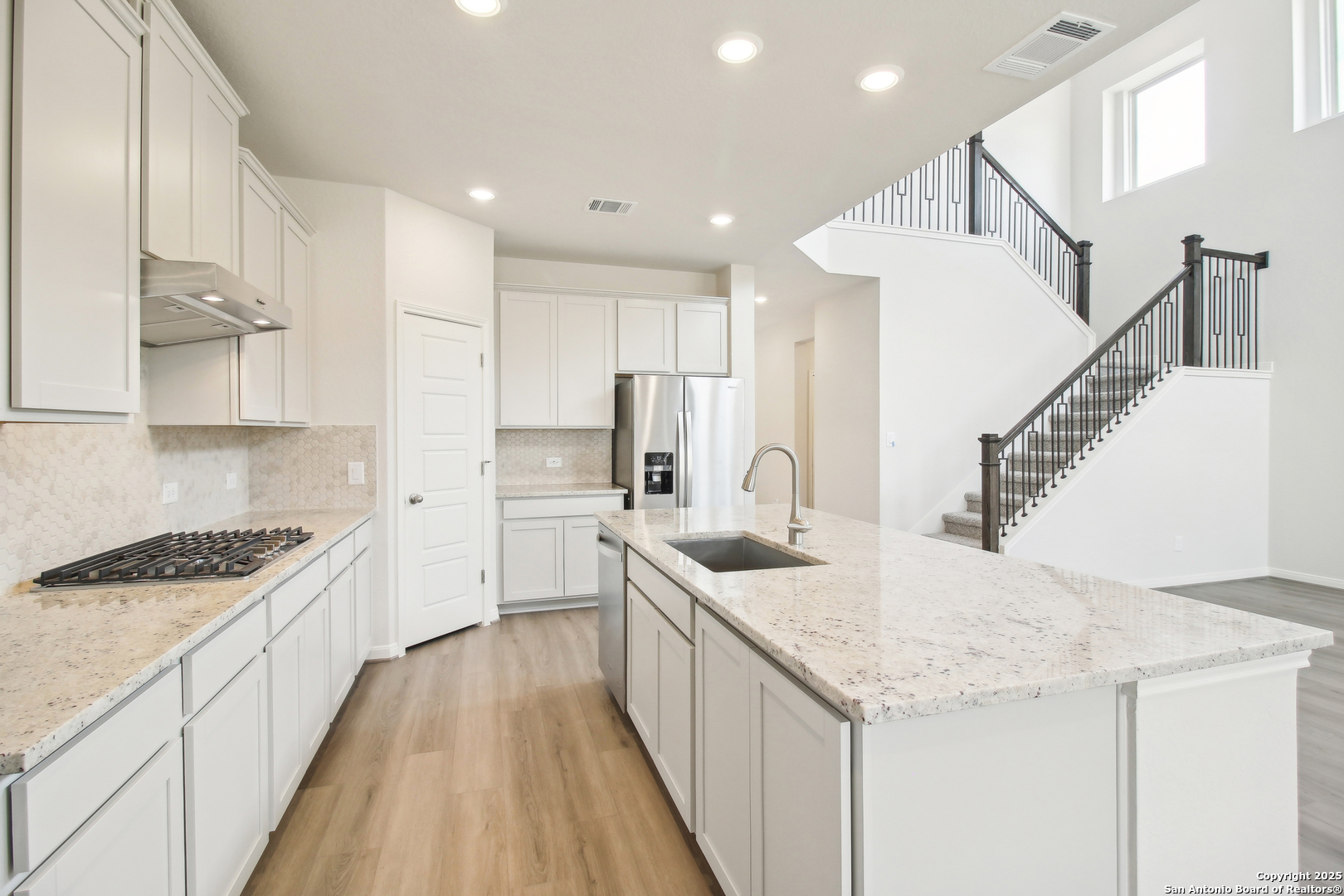 11472 Feather Vale