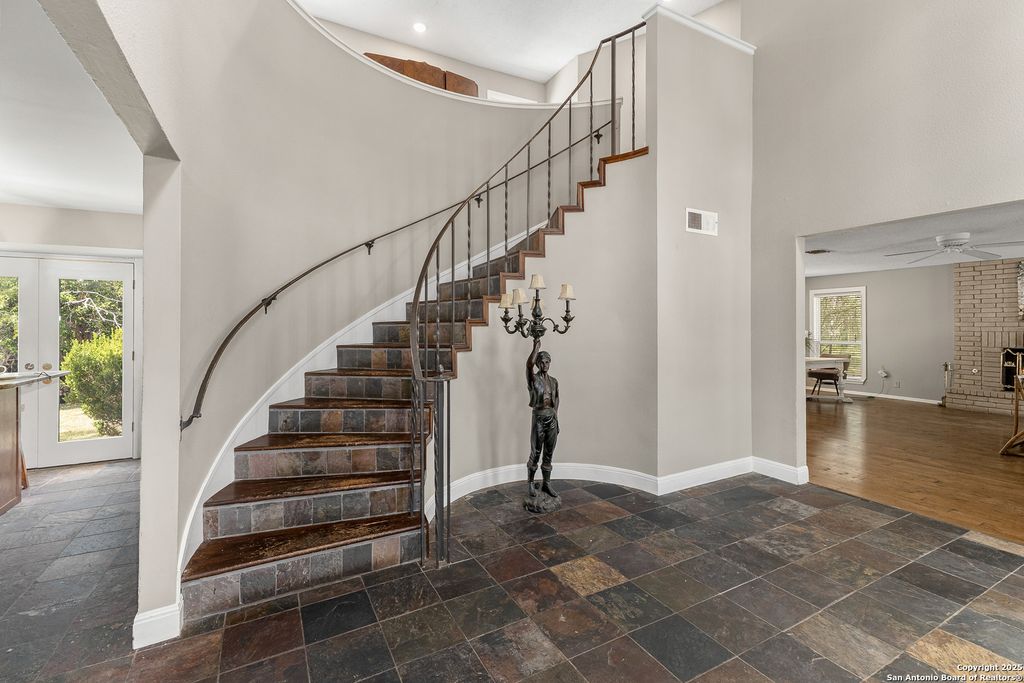 Photo of 13711 Hunters Moss, San Antonio, TX 78230 (MLS # 1961574)