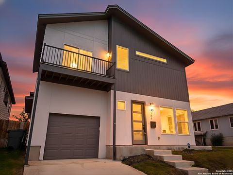 Photo of 343 Porter St, San Antonio, TX 78210 (MLS # 1923309)