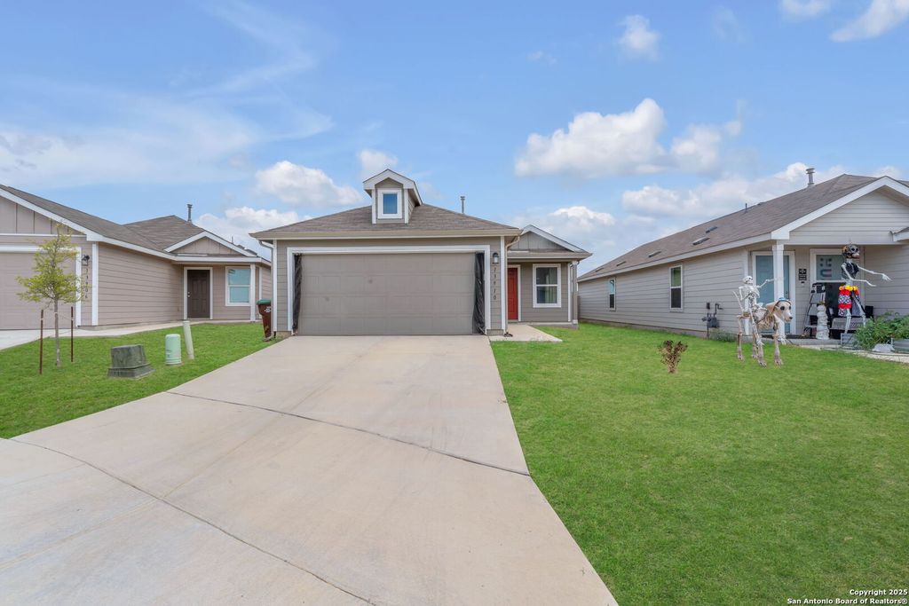 Photo of 13910 White Water, San Antonio, TX 78223 (MLS # 1914821)