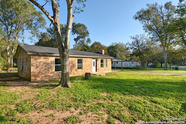 Photo of 438 Forshage Blvd, Seguin, TX 78155 (MLS # 2015656)