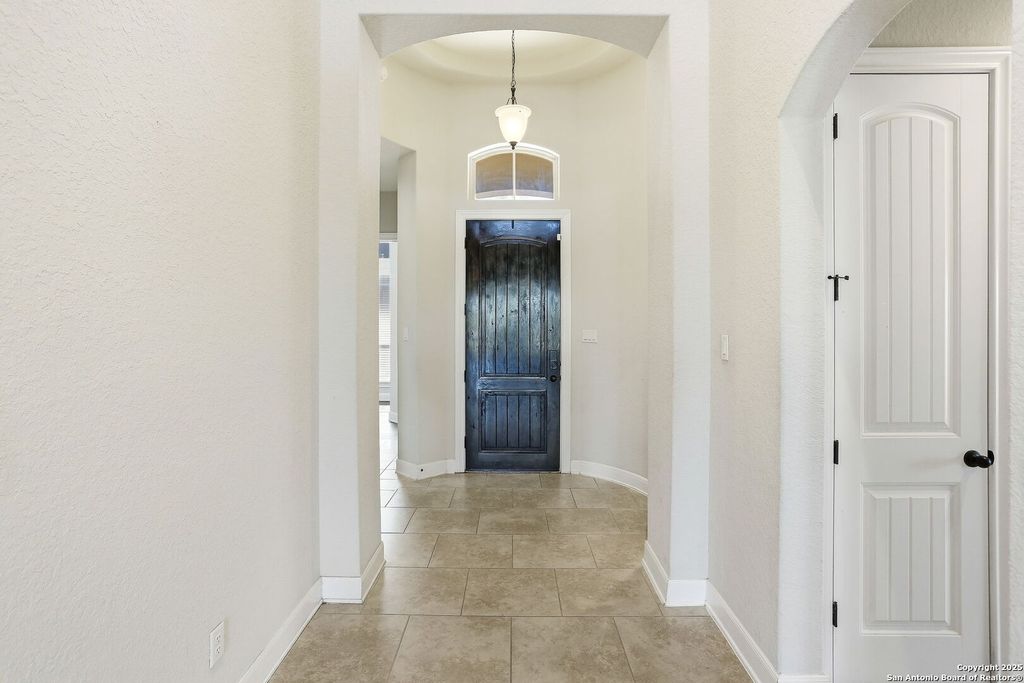 Photo of 6014 Dewdrop, Converse, TX 78109 (MLS # 1918100)