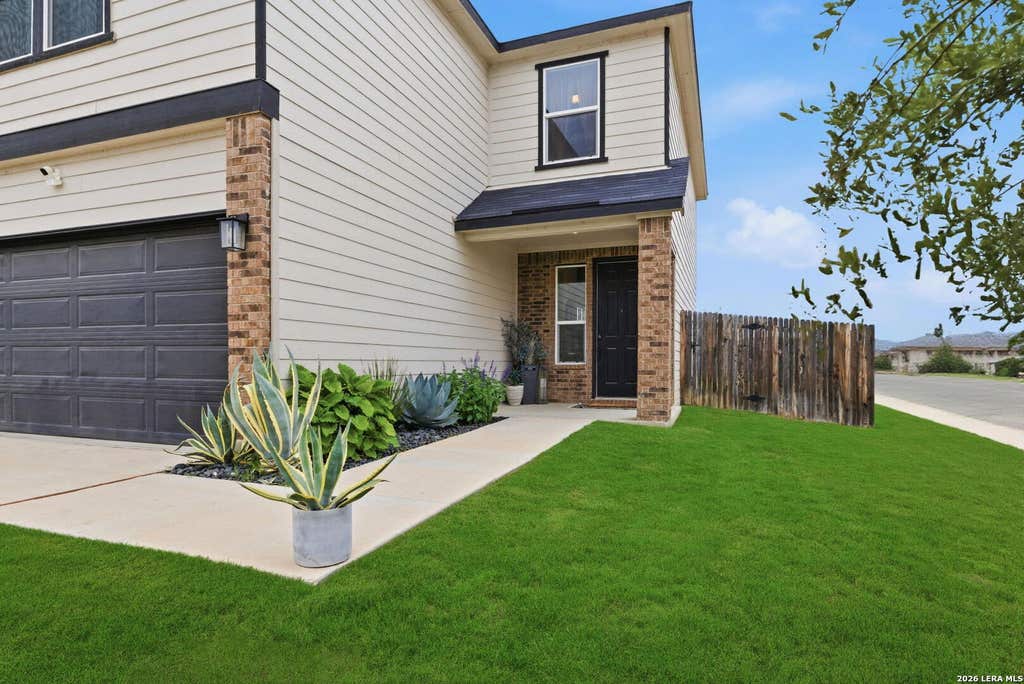 Photo of 11705 Red Pheasant, San Antonio, TX 78245 (MLS # 2008136)
