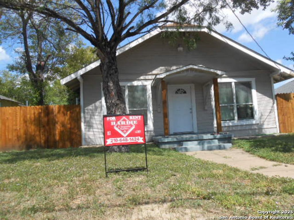 Photo of 2051 Martin Luther King, San Antonio, TX 78203 (MLS # 1914541)