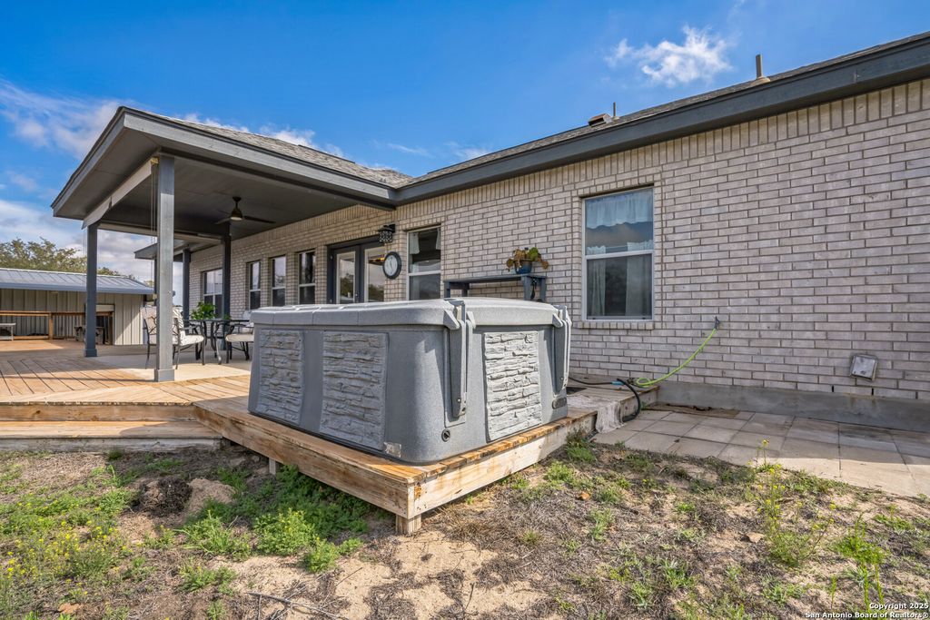 listing image 44