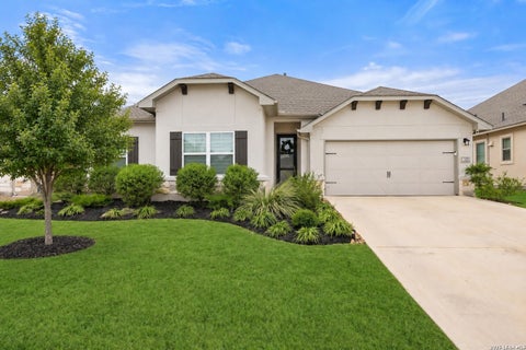 Property photo of 109 Valencia, Boerne, TX 78006