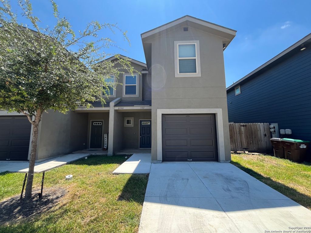 Photo of 6846 Lakeview Dr. 102 #102, San Antonio, TX 78244 (MLS # 1915218)