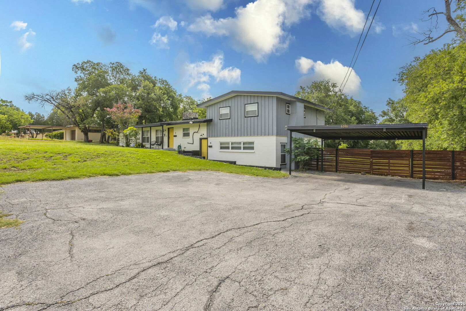 6346 Montgomery