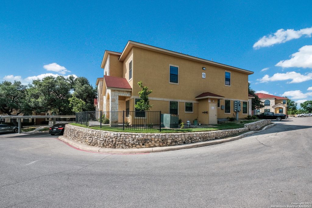 Photo of 6160 Eckhert Rd 1203 #1203, San Antonio, TX 78240 (MLS # 1926193)