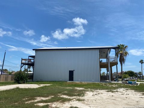 A home in Port Aransas