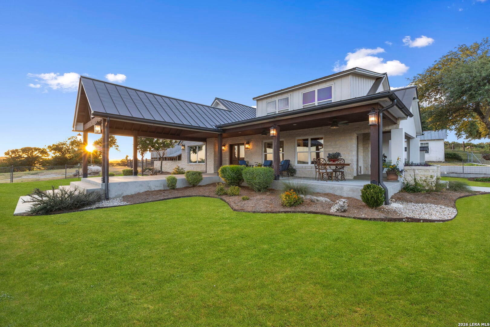 2825 W AMMANN RD