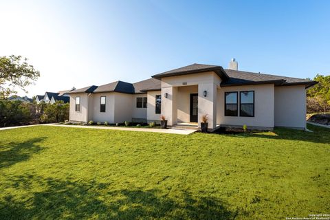 A home in Canyon Lake